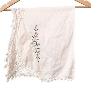 Vintage Floral Embroidered Crochet White Table/Dresser Runner